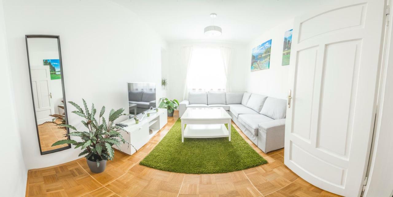 Ferienwohnung Alpi Garmisch-Partenkirchen Exterior photo